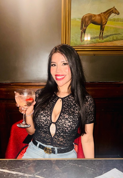 Adult woman in a friendly portrait